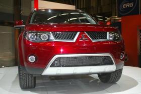 mitsubishi_outlander_1.jpg