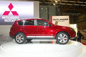 mitsubishi_outlander_2.jpg