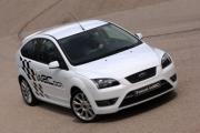 ford_focus_wrcs_2.jpg