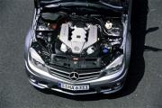 mercedes_benz_c_63_amg_5.jpg