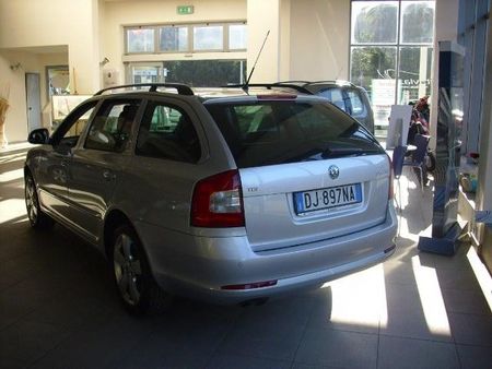 skoda_back