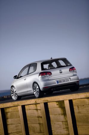 vw_golf_car_of_the_year_3